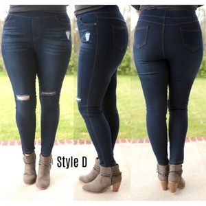 HOST PICK 🎉 Must Have • Denim Jegging